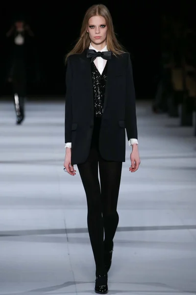 Look 53